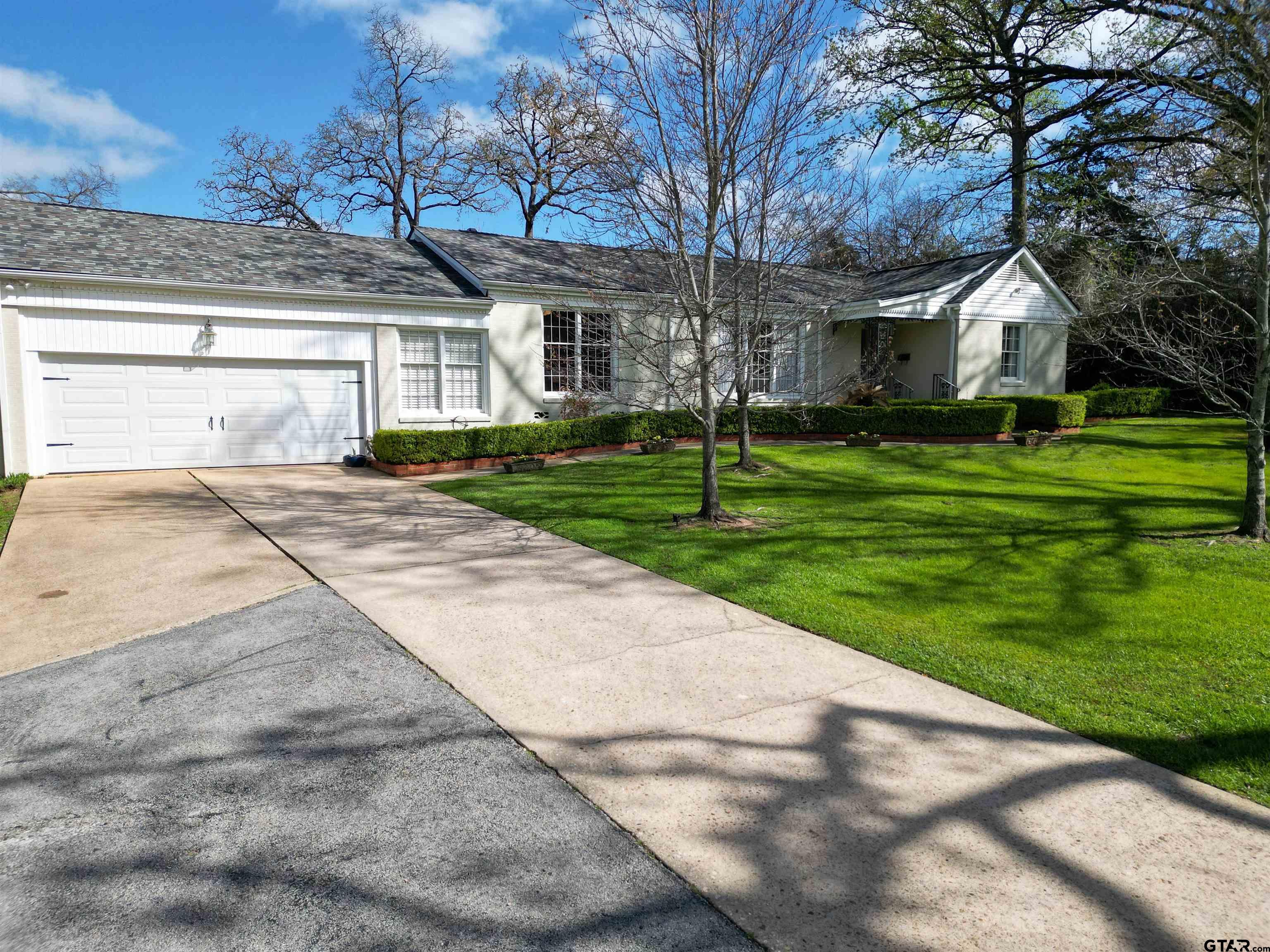 2115 Old Jacksonville Rd.