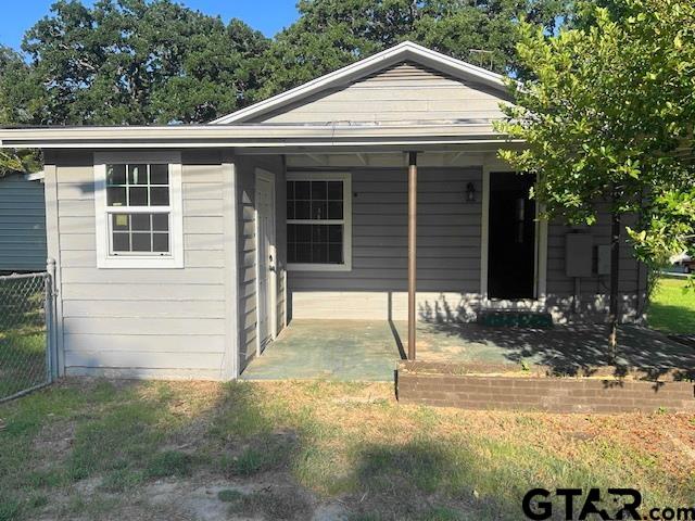 Overton, Texas 75684, United States, 3 Bedrooms Bedrooms, ,1 BathroomBathrooms,Residential,Active,190734