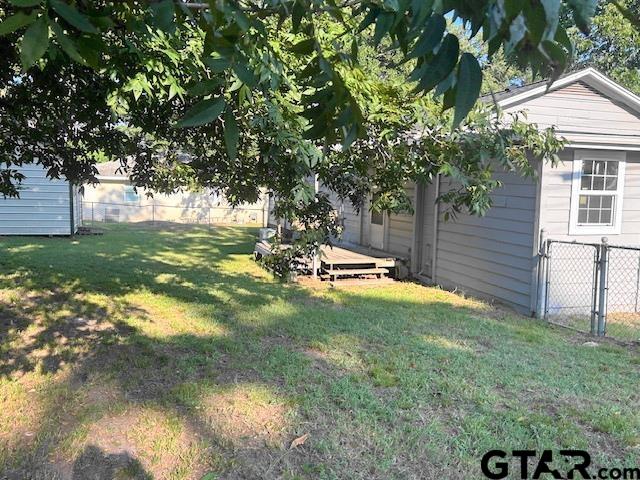 Overton, Texas 75684, United States, 3 Bedrooms Bedrooms, ,1 BathroomBathrooms,Residential,Active,190734