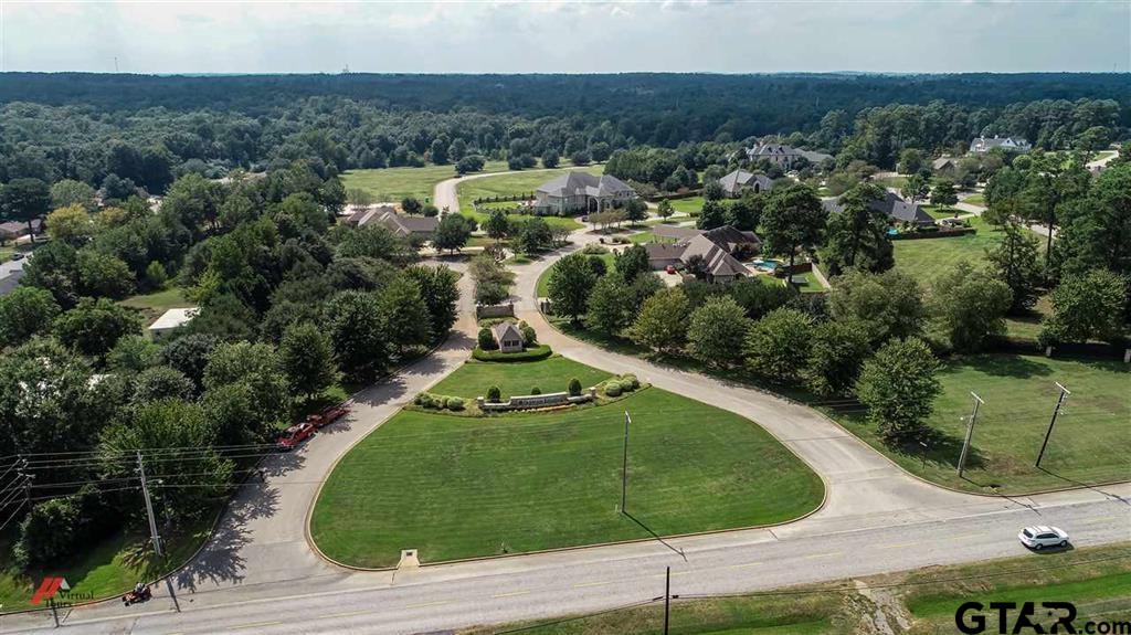 301 Creekside Drive