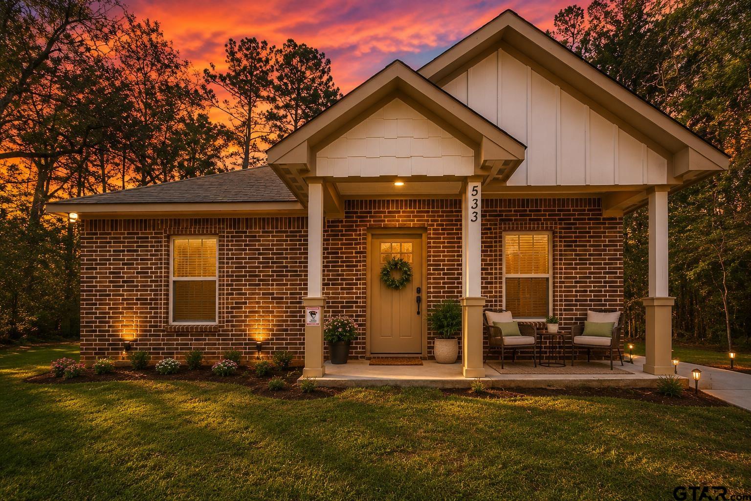 533 Caroline Ln.