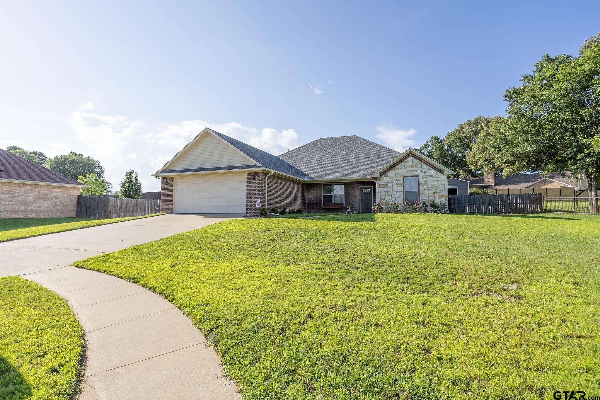 702 Jaxon Drive