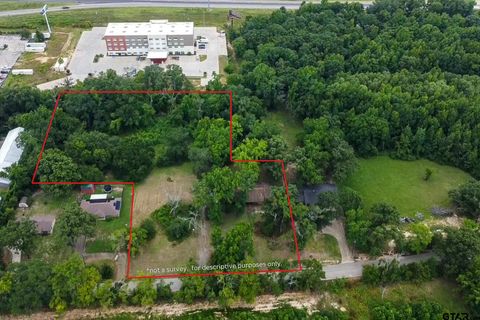 13593 CR 472 Lindale TX 75771
