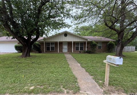 412 Angelina St Jacksonville TX 75766