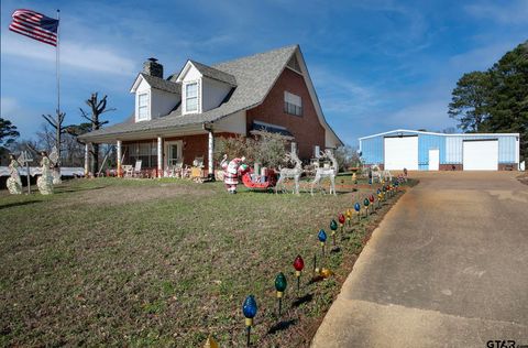 997 Sycamore St, Overton, TX 75684 - MLS#: 25005305