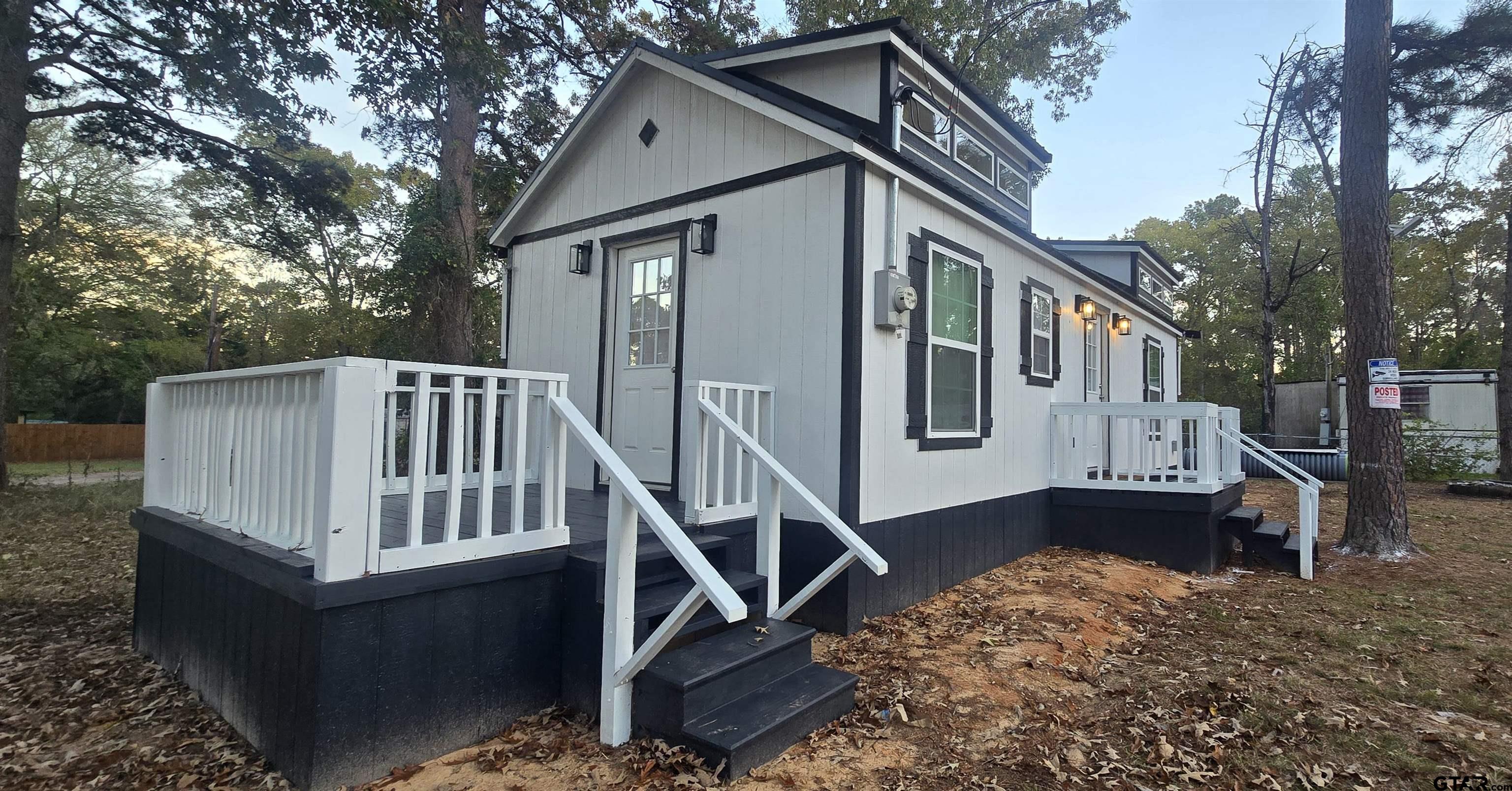 4801 Woodcastle Drive