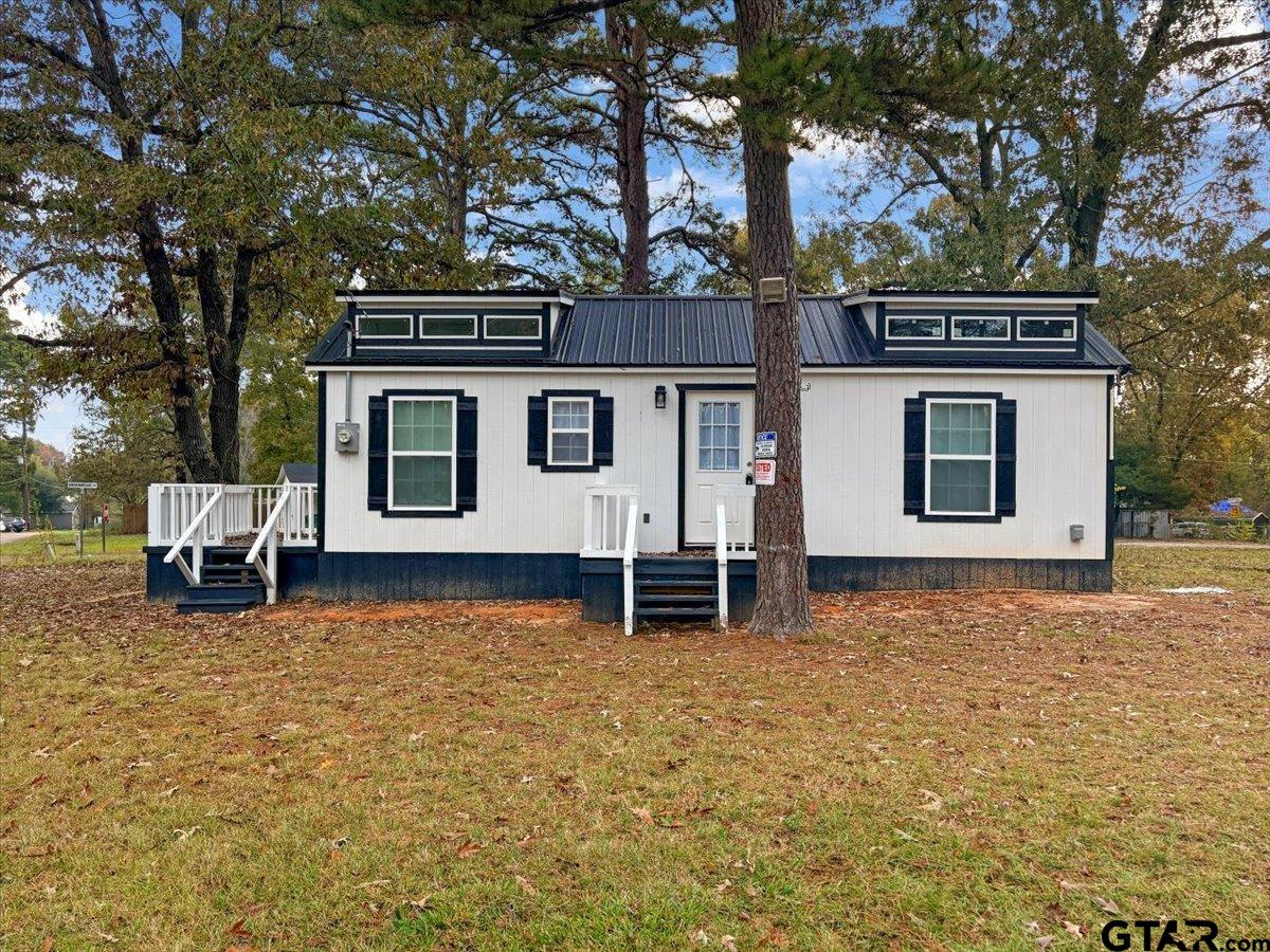 4801 Woodcastle Drive