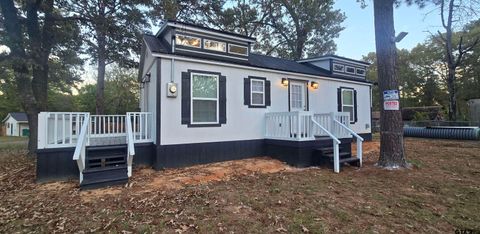 4801 Woodcastle Drive Chandler TX 75758