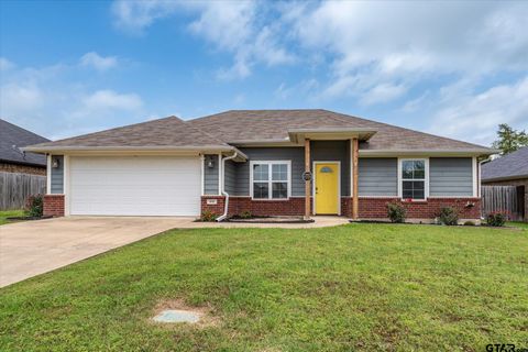 415 Harrell Dr Chandler TX 75758