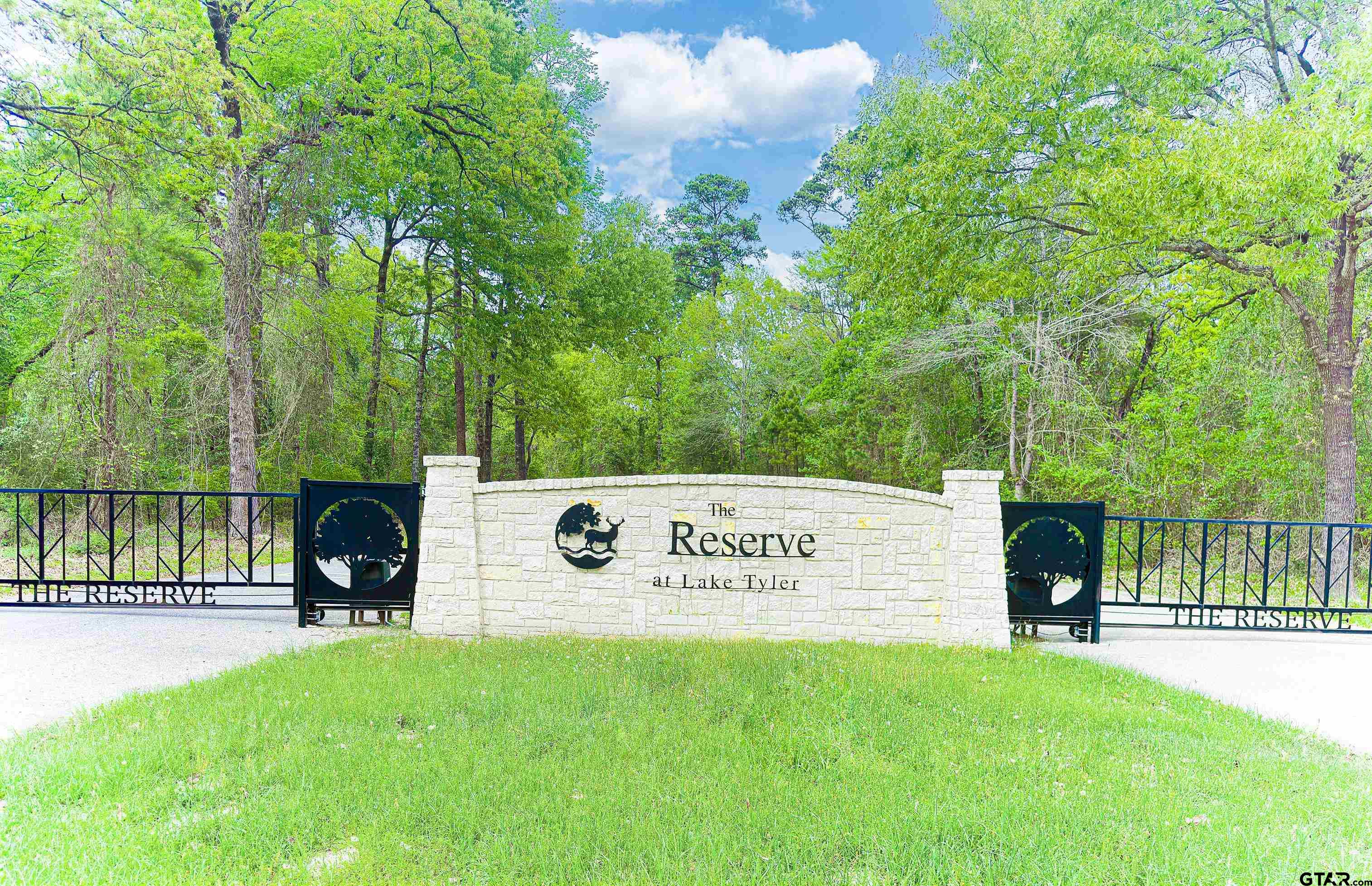 14867 Lake Meadow Ct