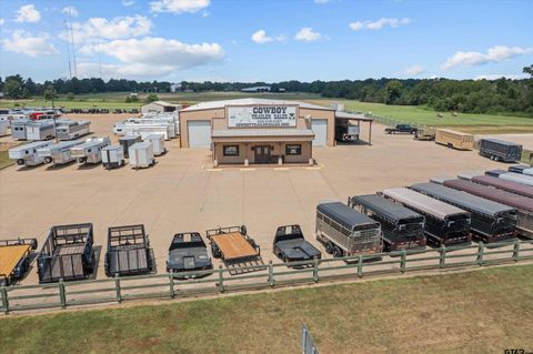 1530 E Loop 304 Crockett TX 75835