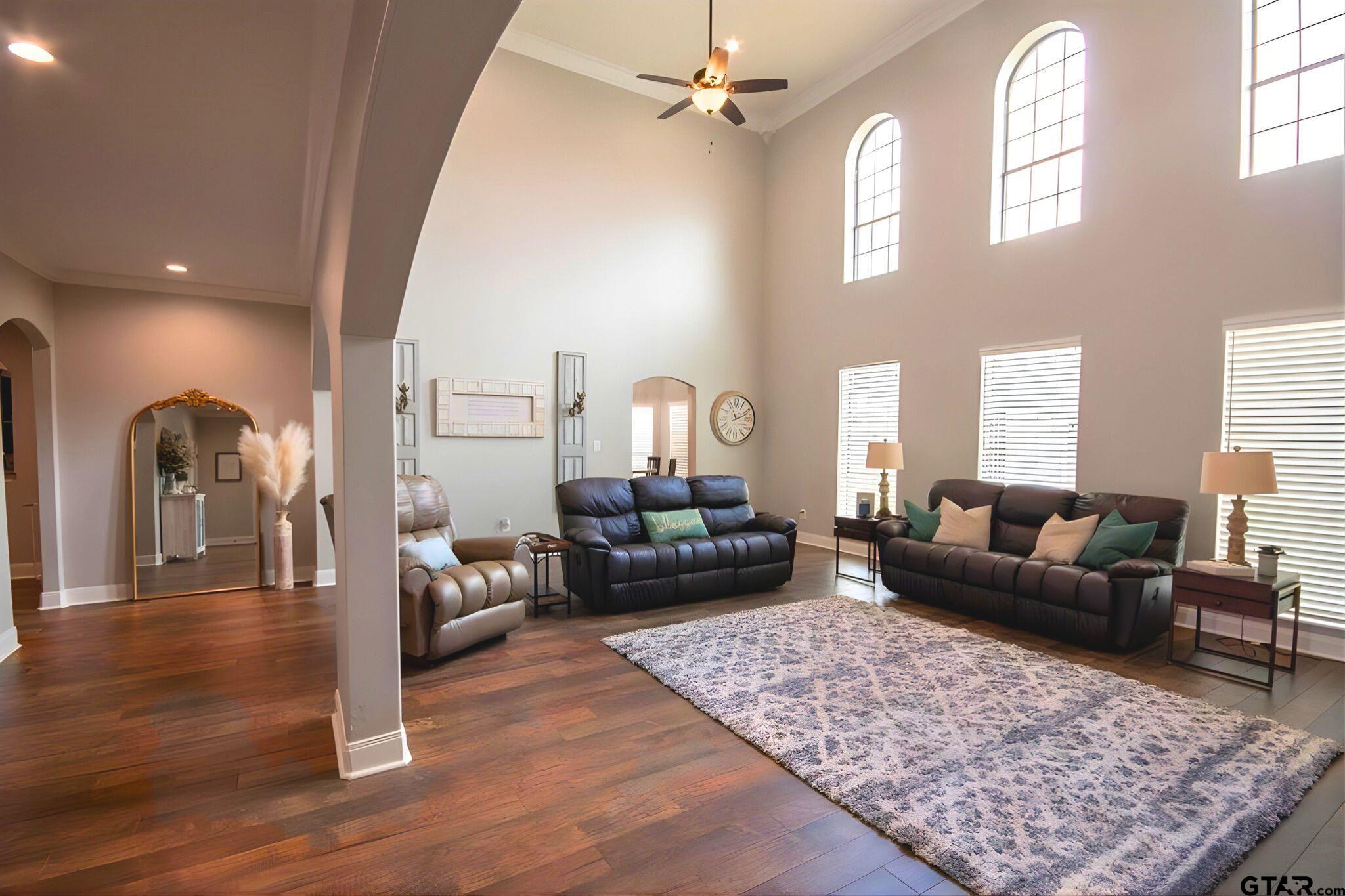 501 County Road 2195