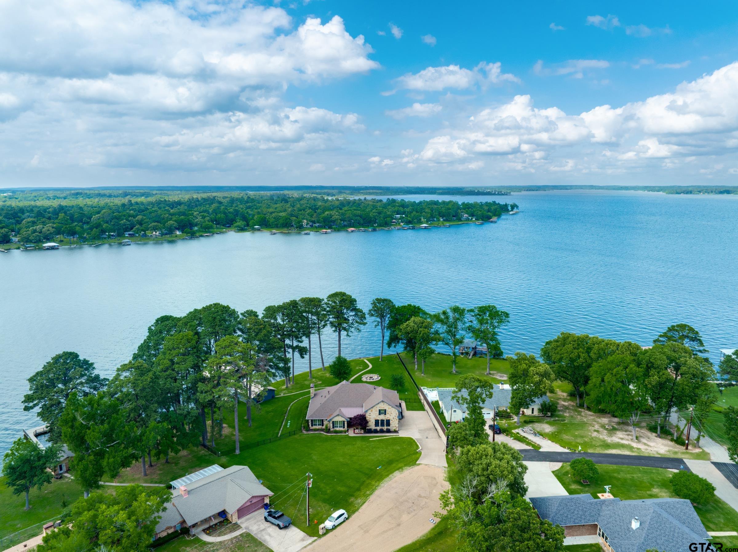 122 Angelina Dr