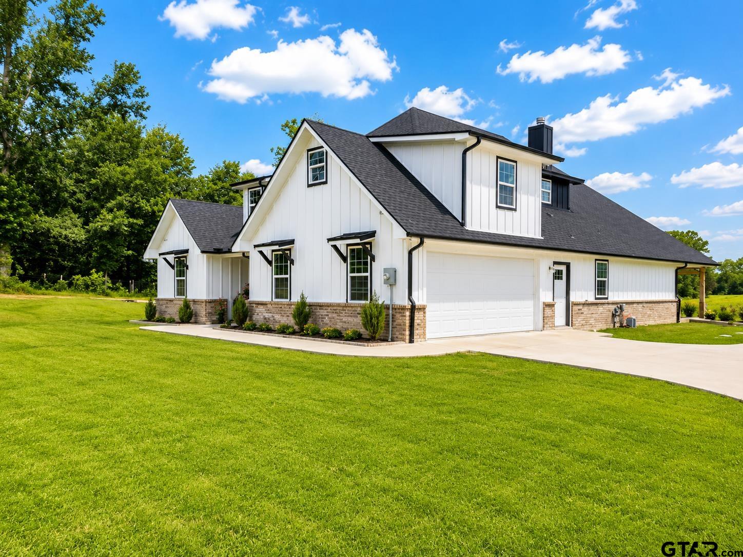 10861 County Rd 411