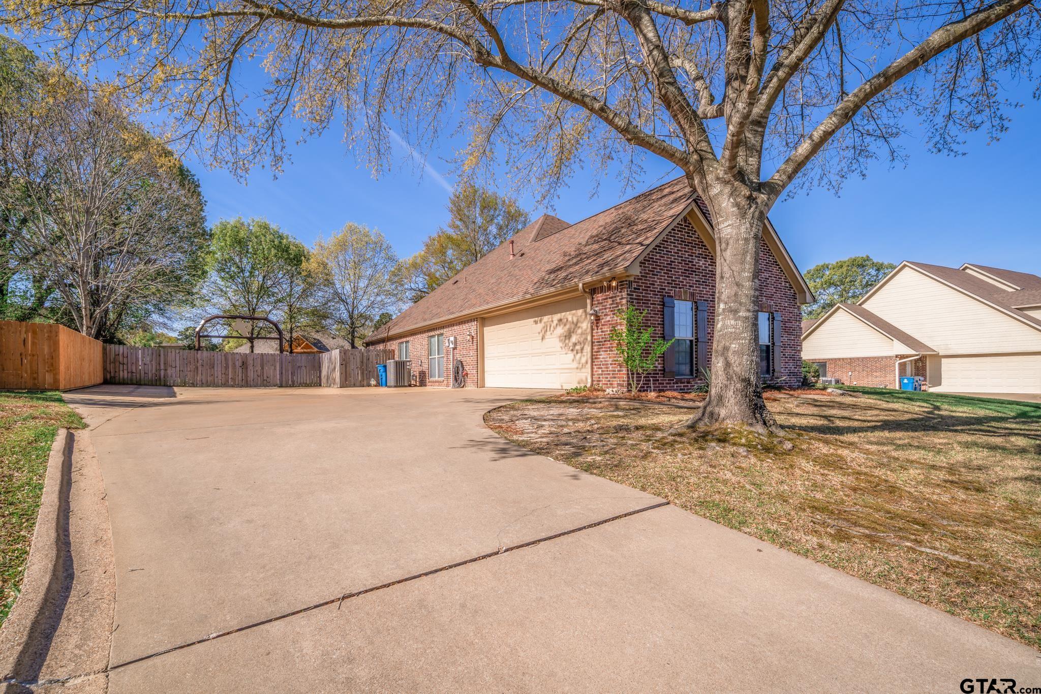 104 Glen Rose Trail