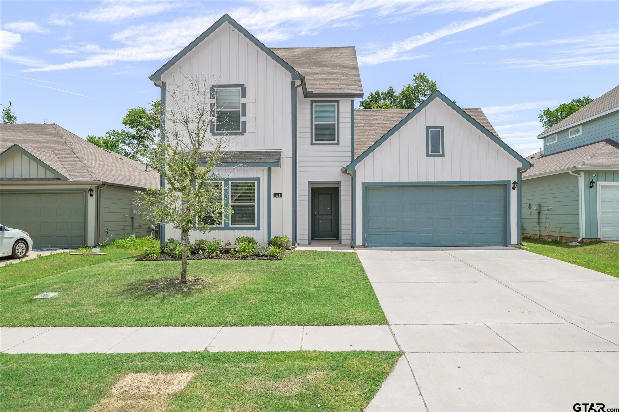 171 Hunters Way