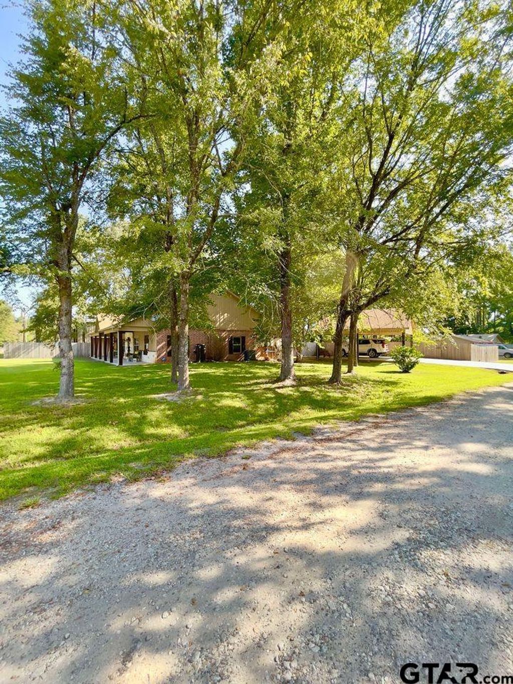 listing image 0
