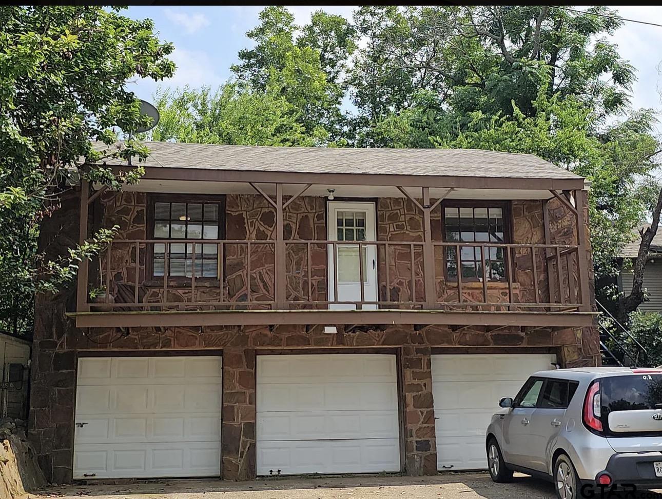 1120 S Donnybrook