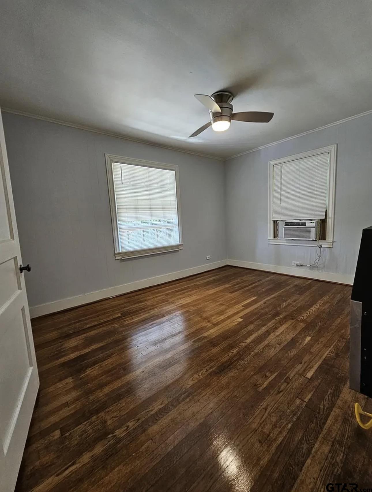 1120 S Donnybrook