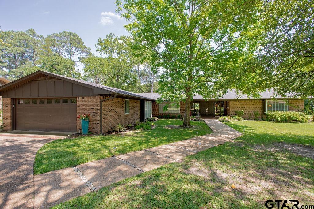 225 Texas Drive