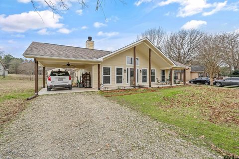 A home in Holly Lake Ranch