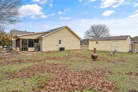 A home in Holly Lake Ranch