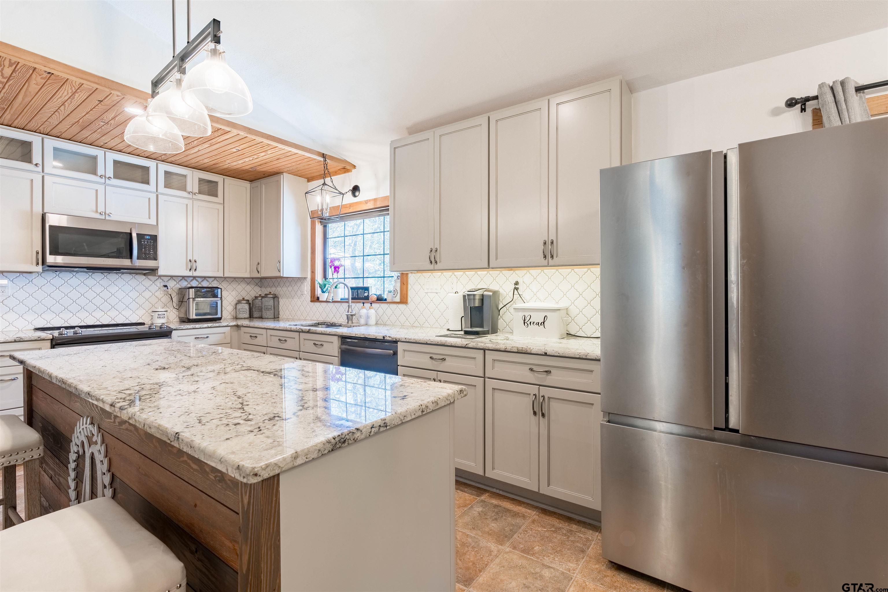 812 An County Road 3194