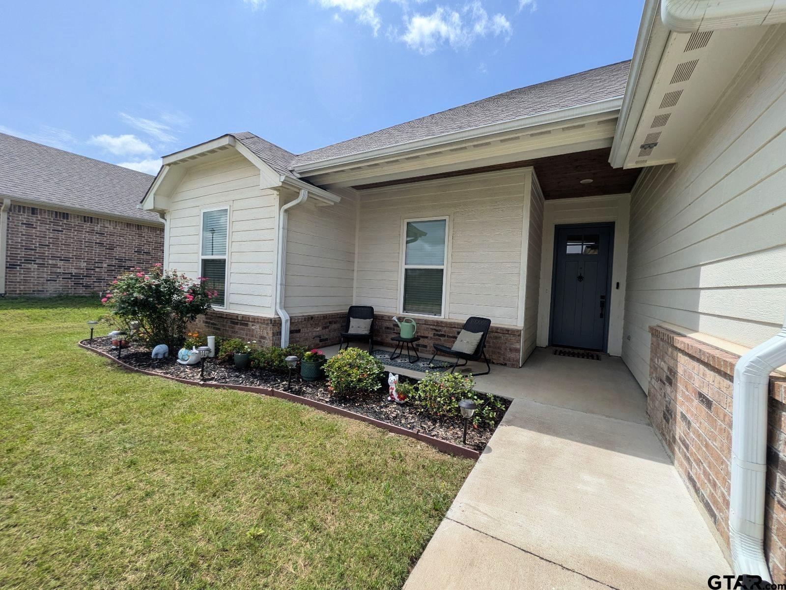 1808 Forestdale Blvd