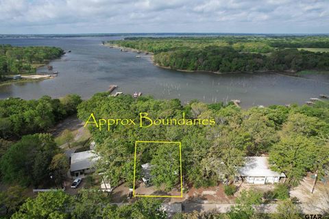 6435 N FM 17 Yantis TX 75497