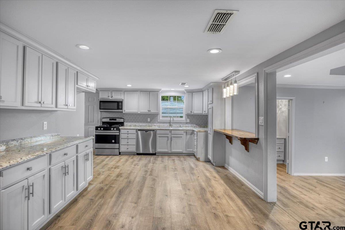 3230 Erma St.