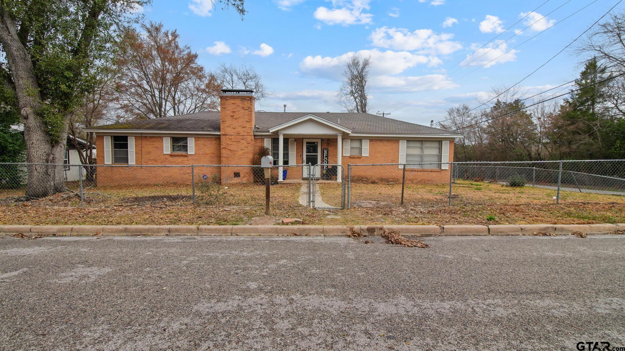 700 Powderhorn Drive