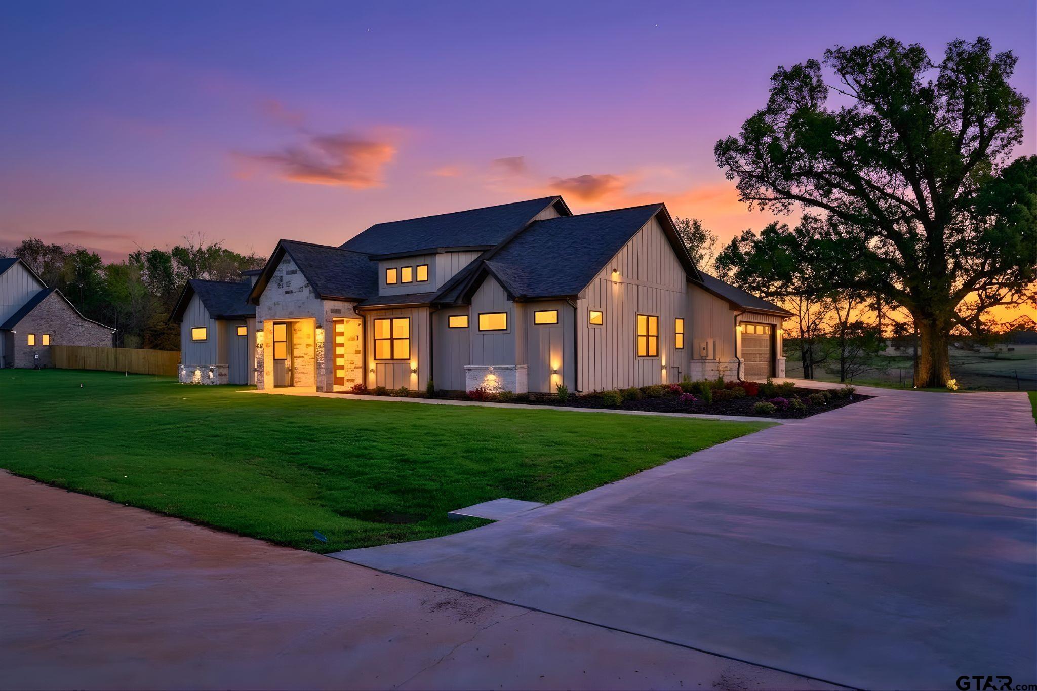 13856 Luka Lane (Lindale ISD)