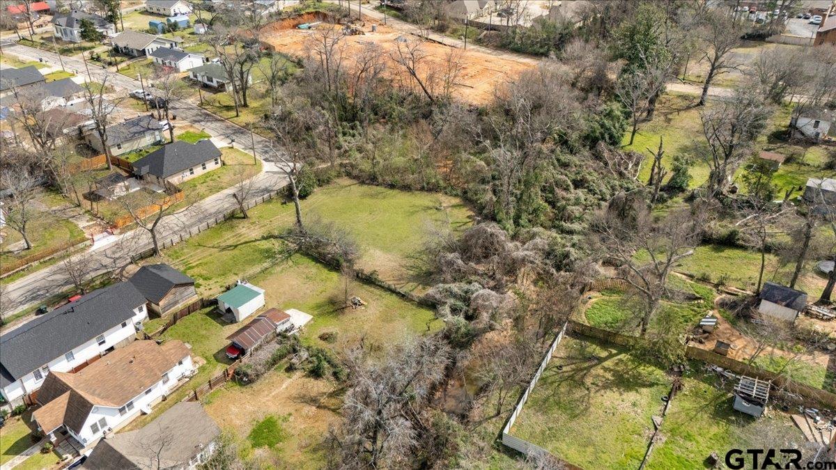 1129 S Saleh Ave (Lot A)