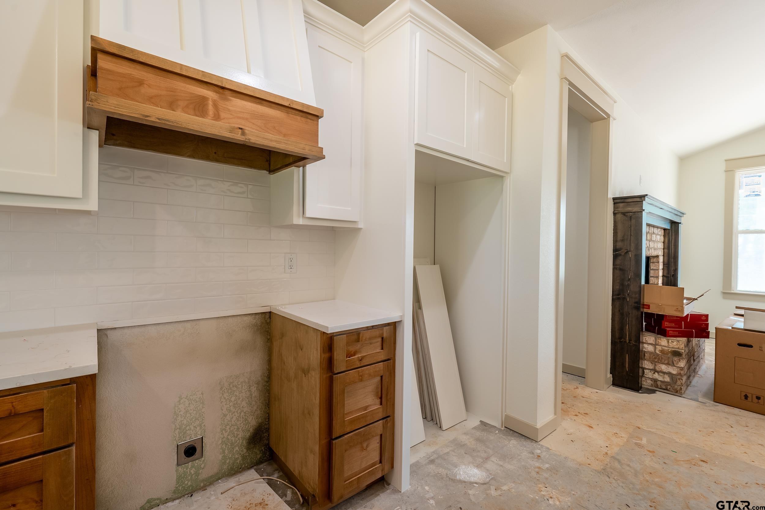 13887 County Road 294
