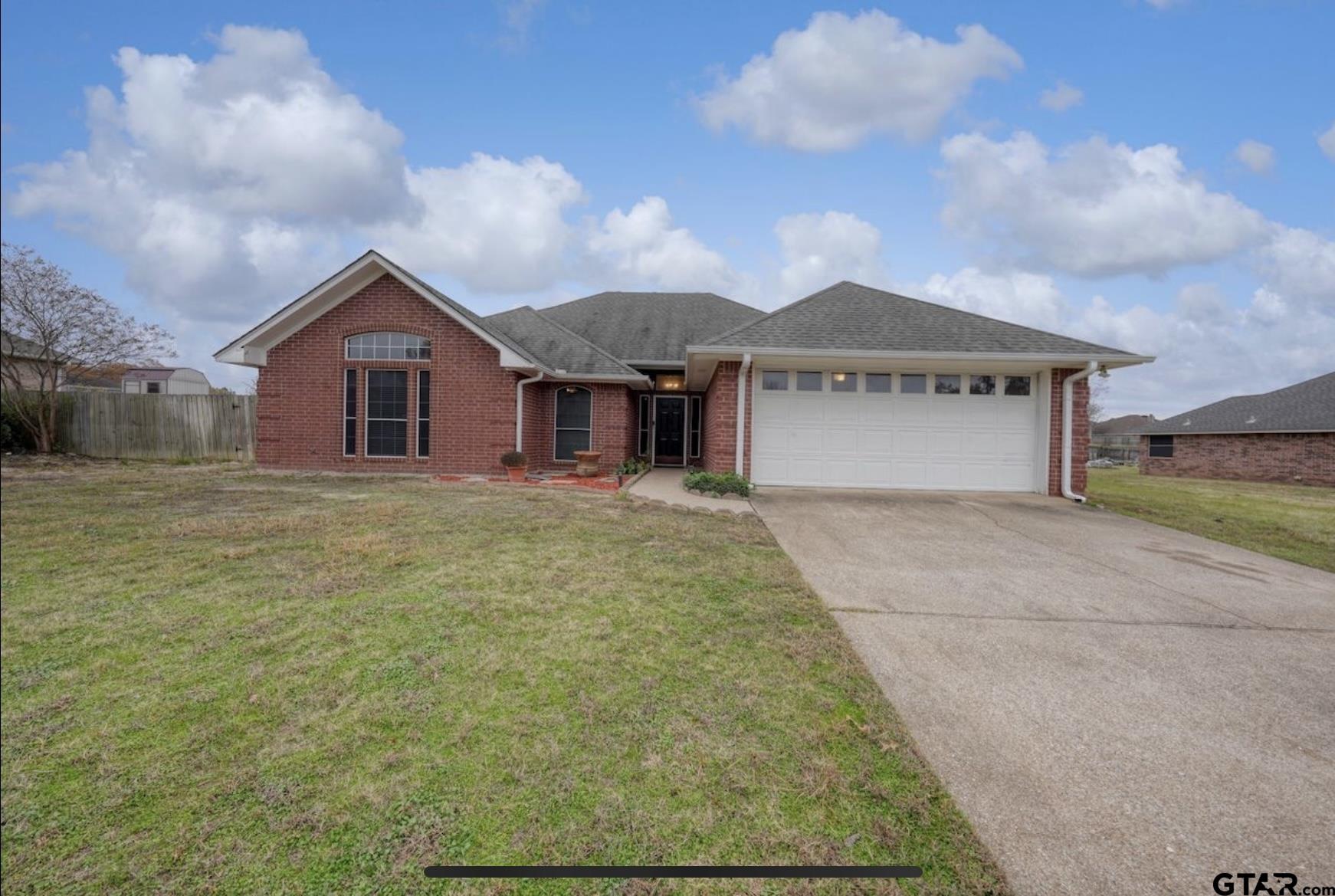 846 Edgewood Circle