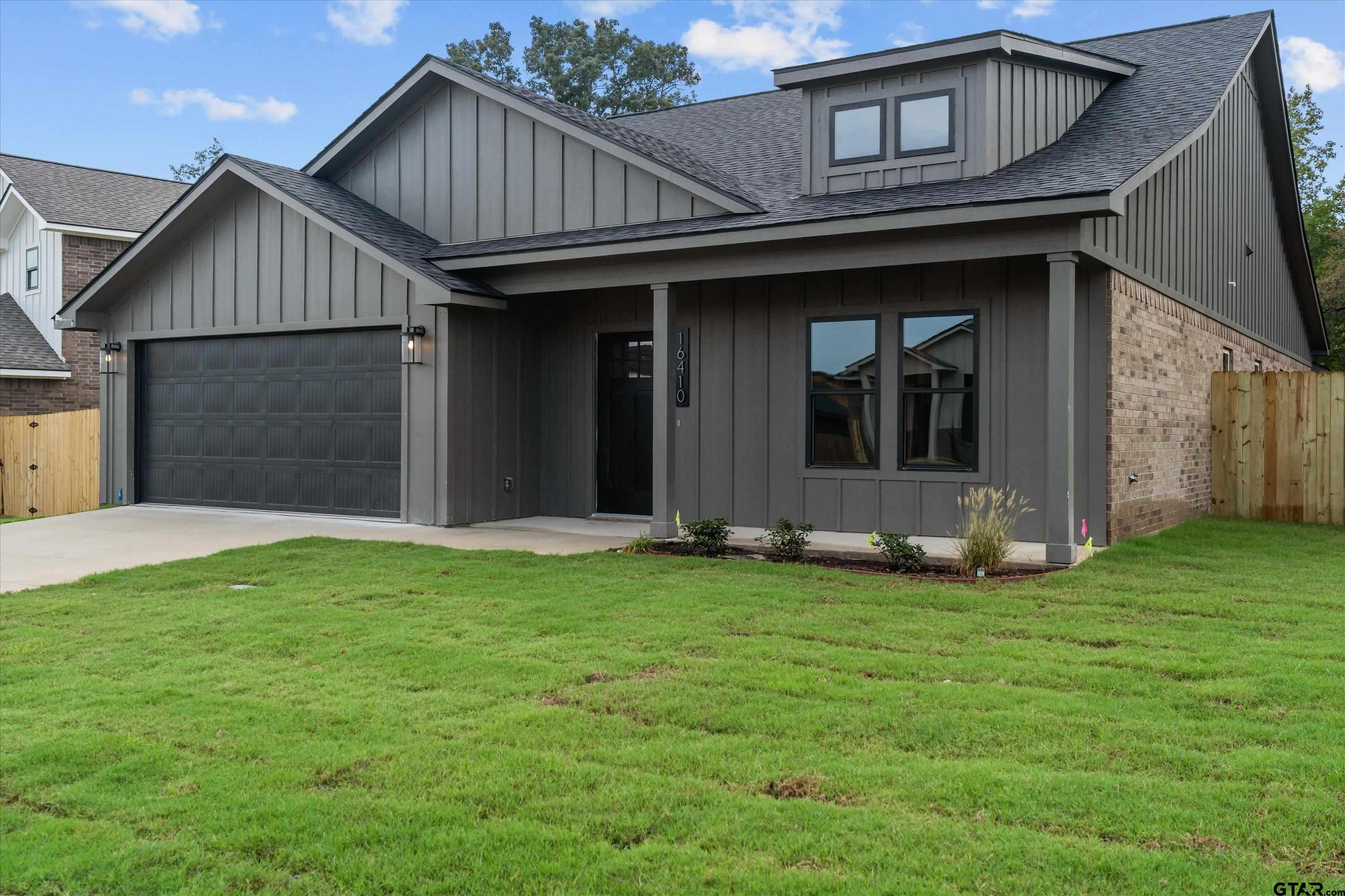 16410 Crossing Circle