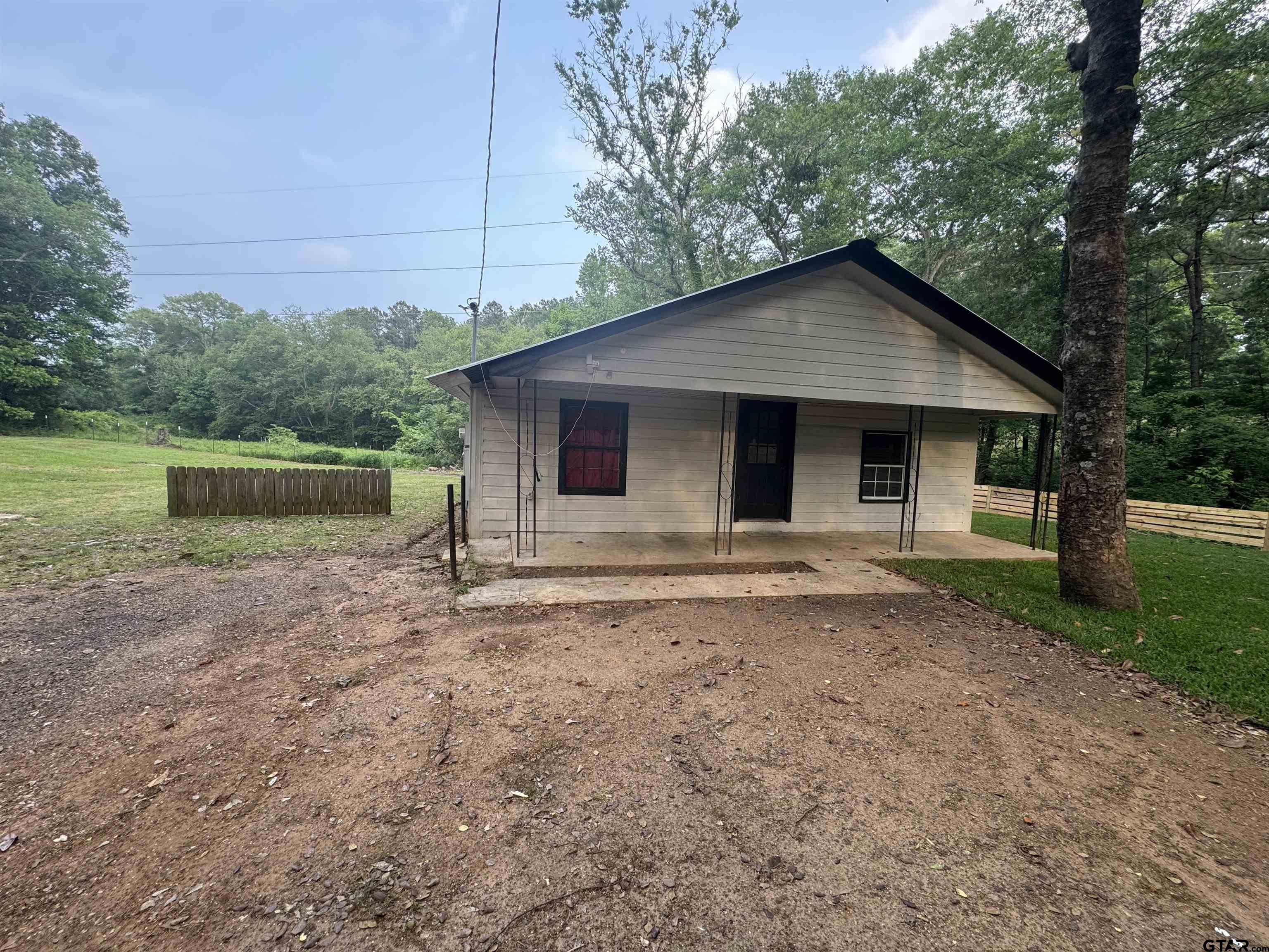 8124 County Road 381