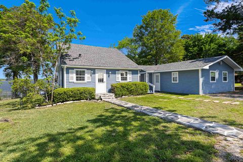 20505 Flat Creek Drive Chandler TX 75758