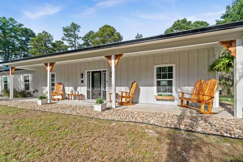 A home in Holly Lake Ranch