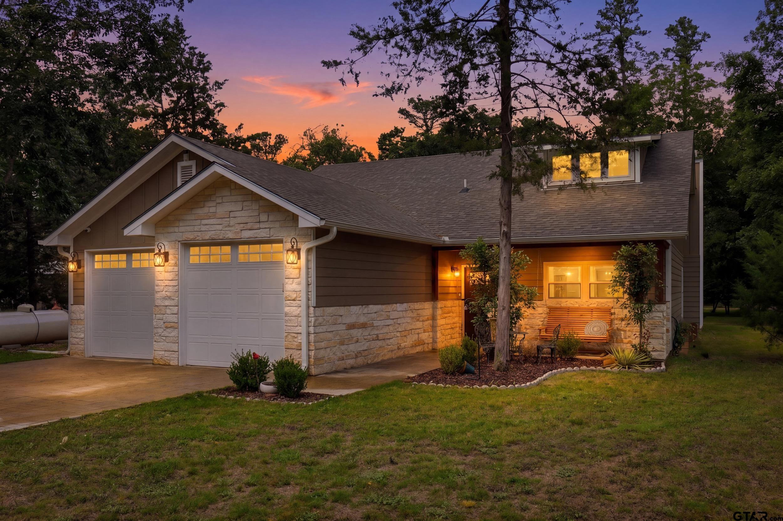 733 King Arthur Ct