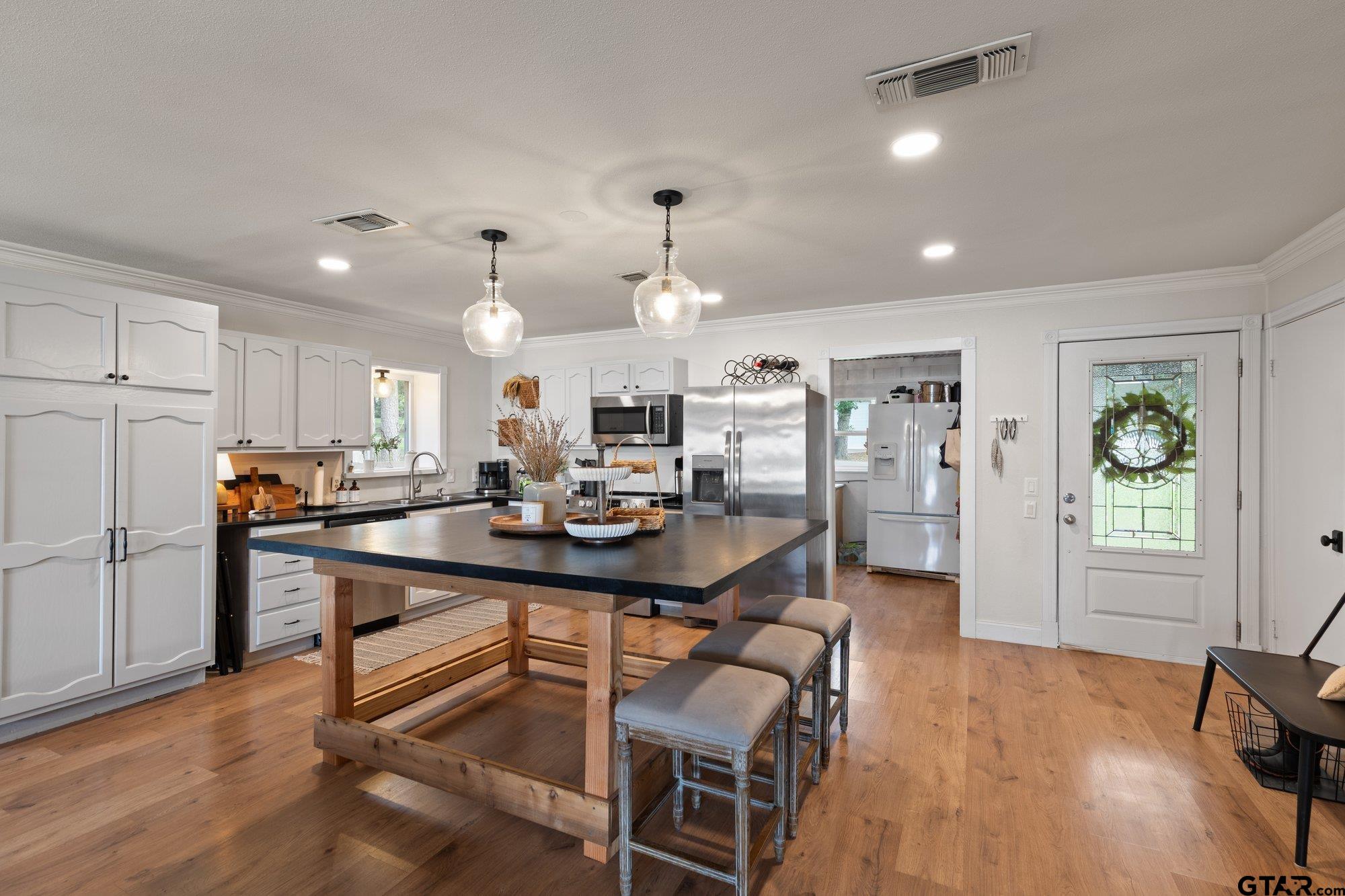 331 Spring Creek Dr