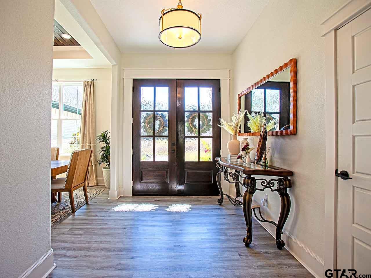 15883 Crazy Horse Dr