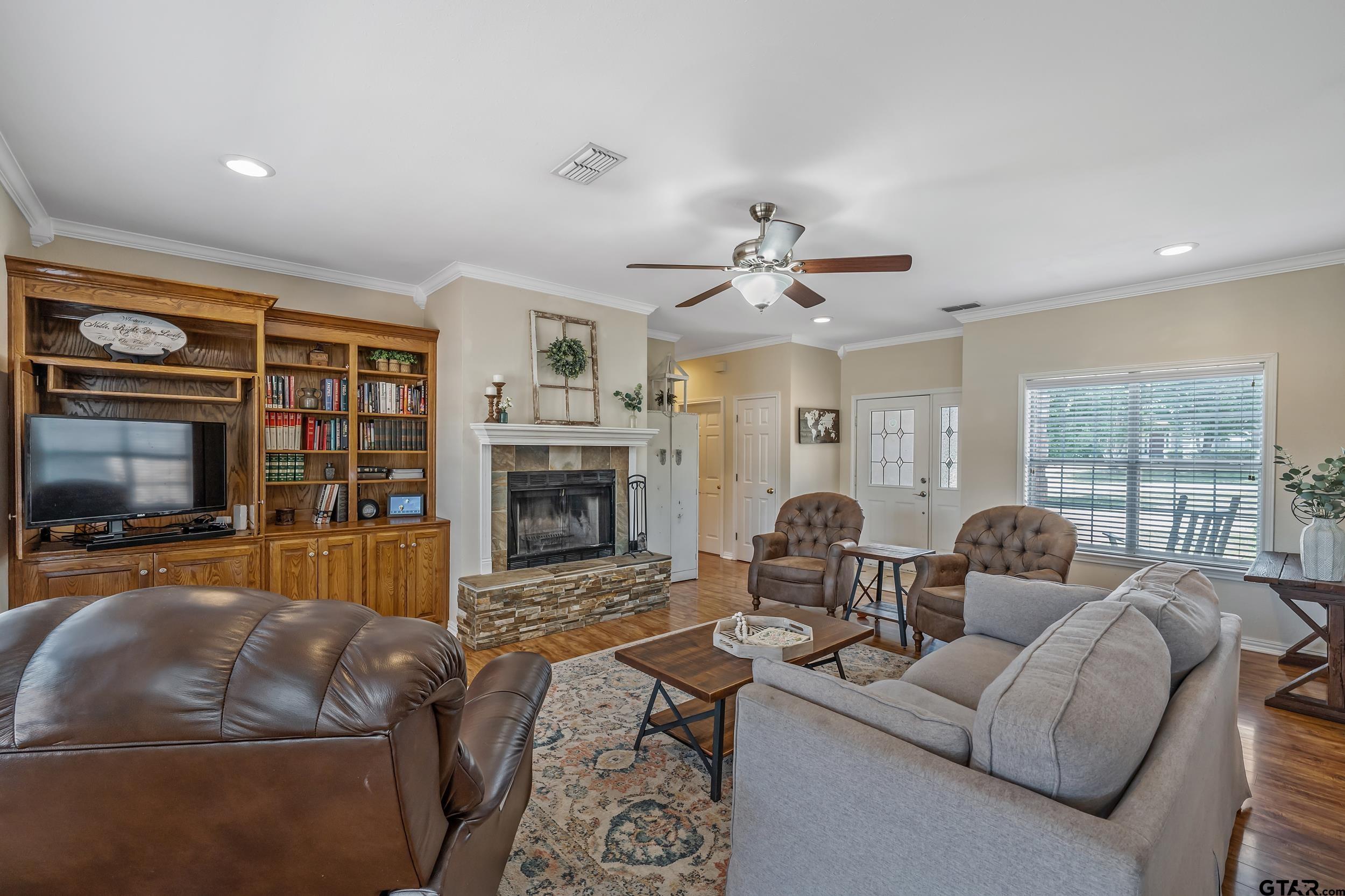 14990 Boaz Lane