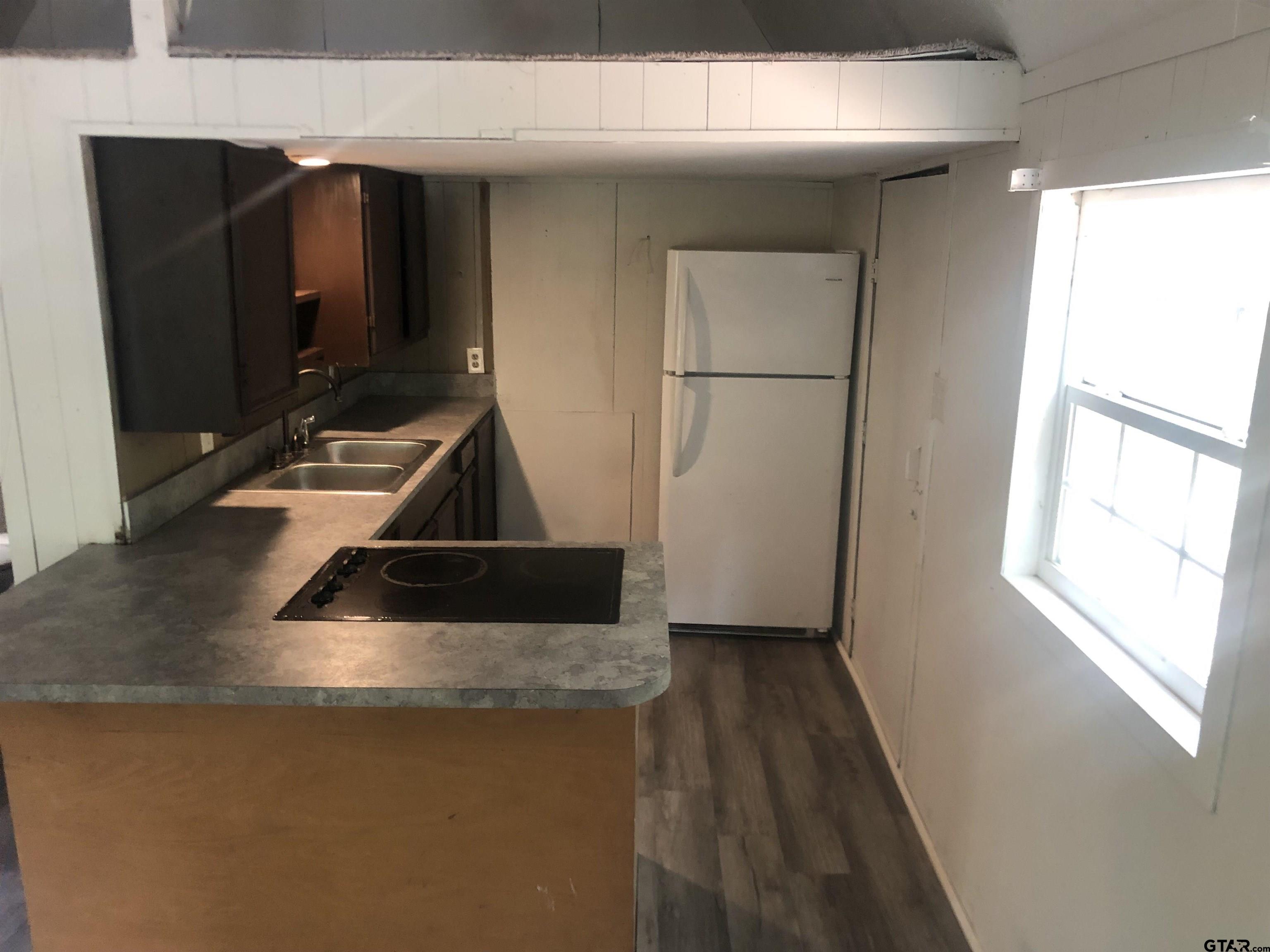 347 Sabinal St