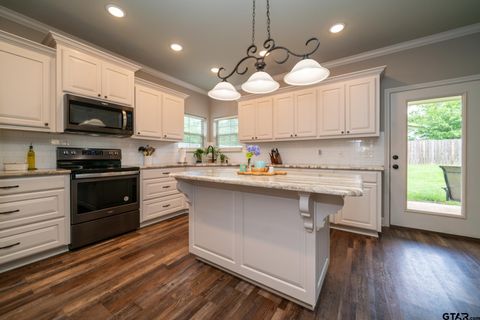 A home in White Oak
