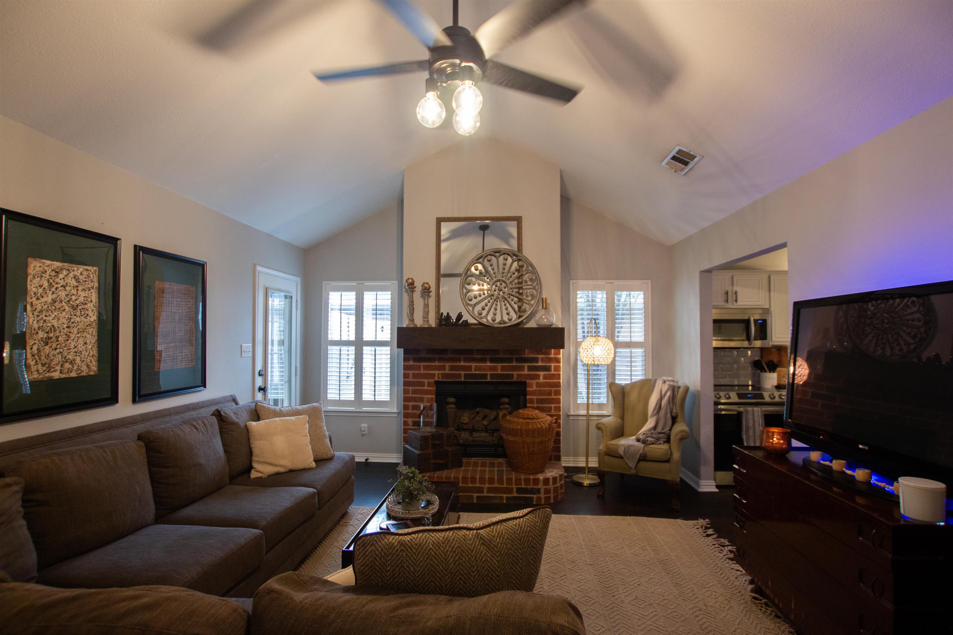 551 Frederick Cir