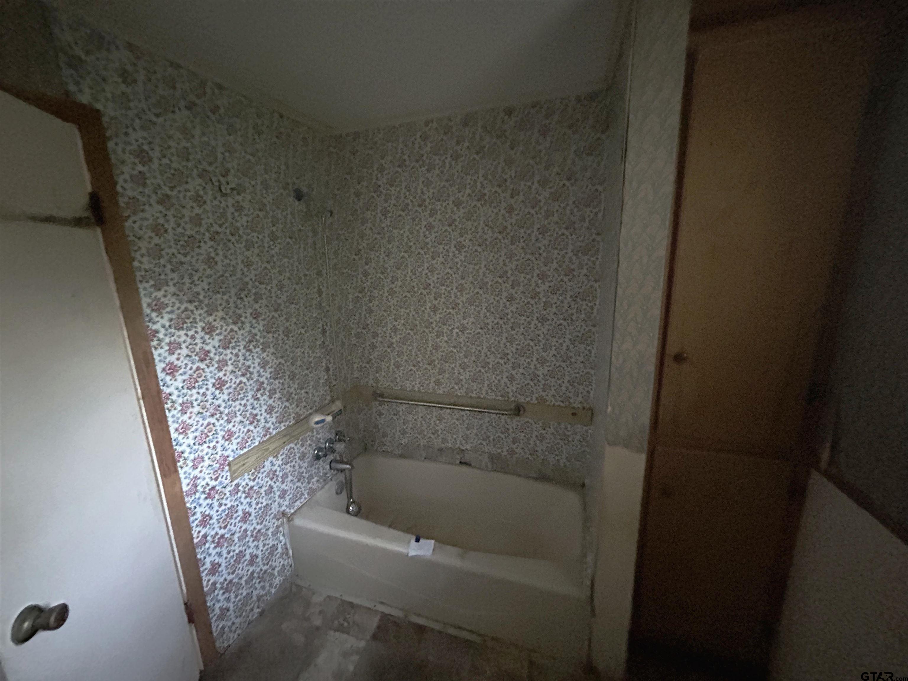 Chandler, Texas 75758, United States, 3 Bedrooms Bedrooms, ,2 BathroomsBathrooms,Residential,Active,184894