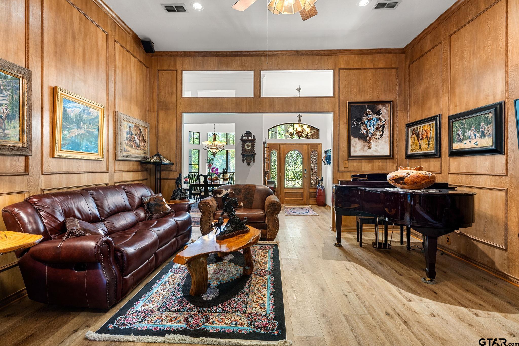 19132 Falls Creek Dr.