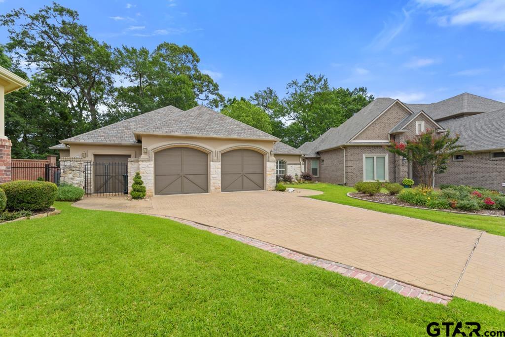 7034 Walden Dr