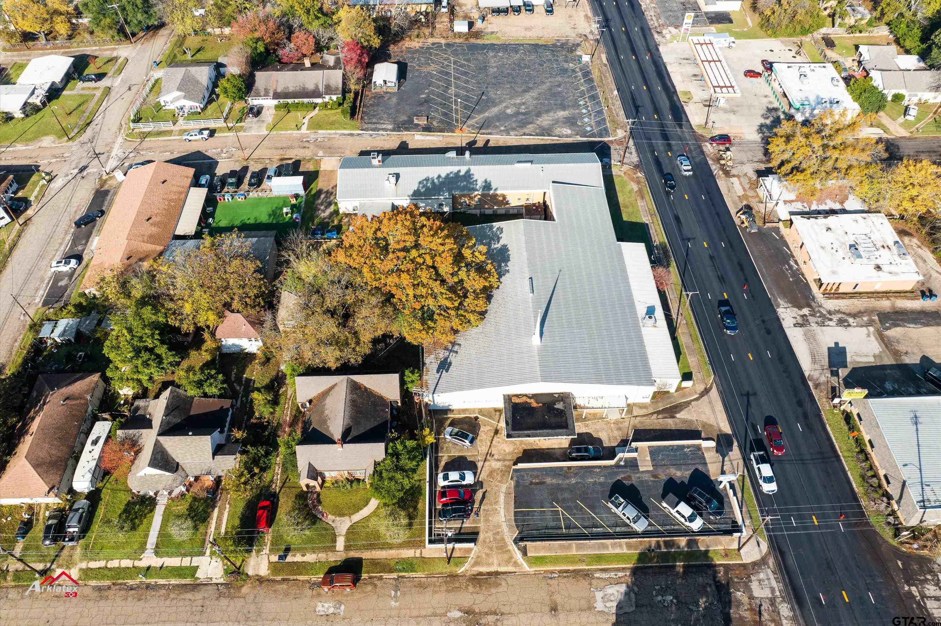 401 & 501 W Upshur Ave